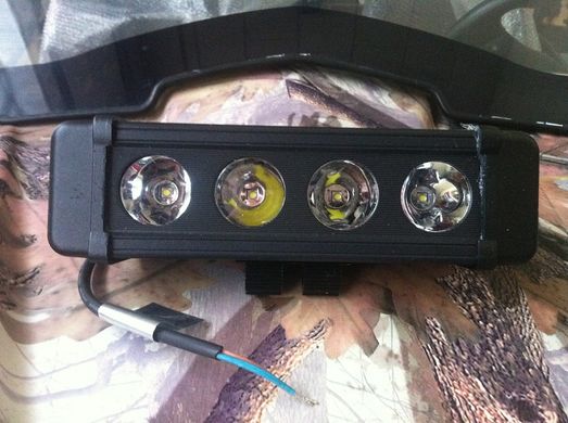 Светодиодная фара LED KV6369A-40W